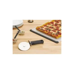 Coupe-tarte et pizza OXO Good Grips