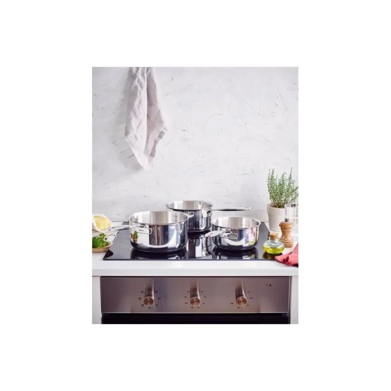 Lot 3 casseroles Maestro avec becs verseurs inox ø 16, 18 et 20 cm