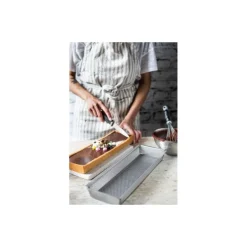 Moule rectangulaire fond amovible inox perforé 35 x 10,5 x 3,5 cm