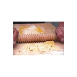 Rouleau à pâtes tagliatelle