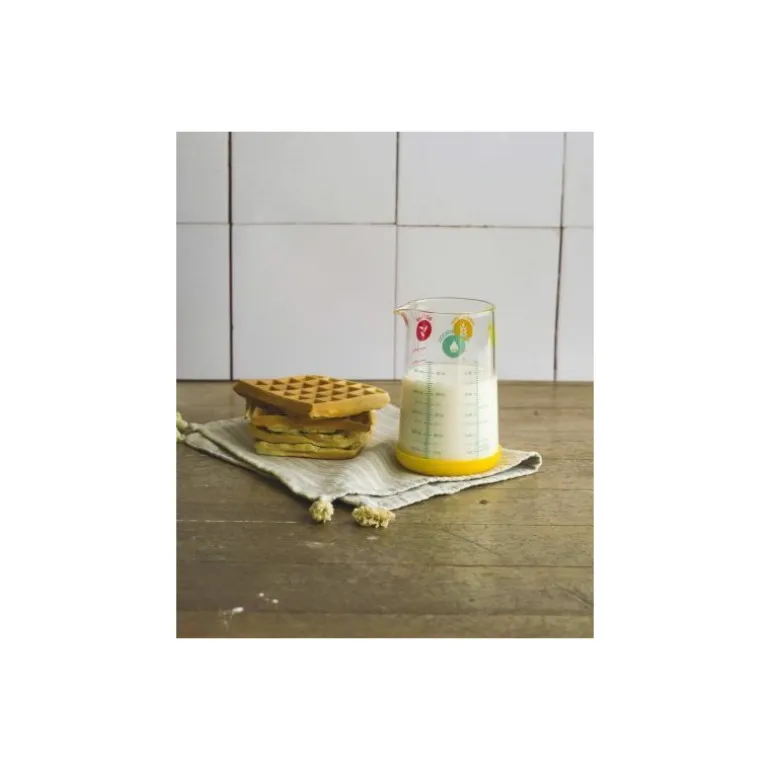Verre doseur avec base silicone jaune 0,5 l